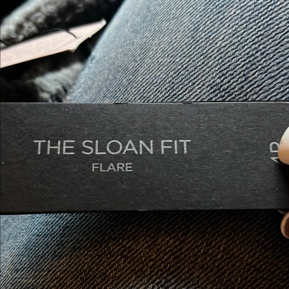 The Sloan Fit Flare Jeans size 2P or 4P